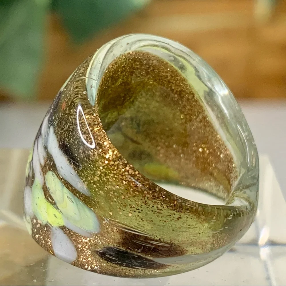 VTG Murano Style Art Glass Hand Blown Gold Foil Lampwork Confetti Dome Ring SZ 7